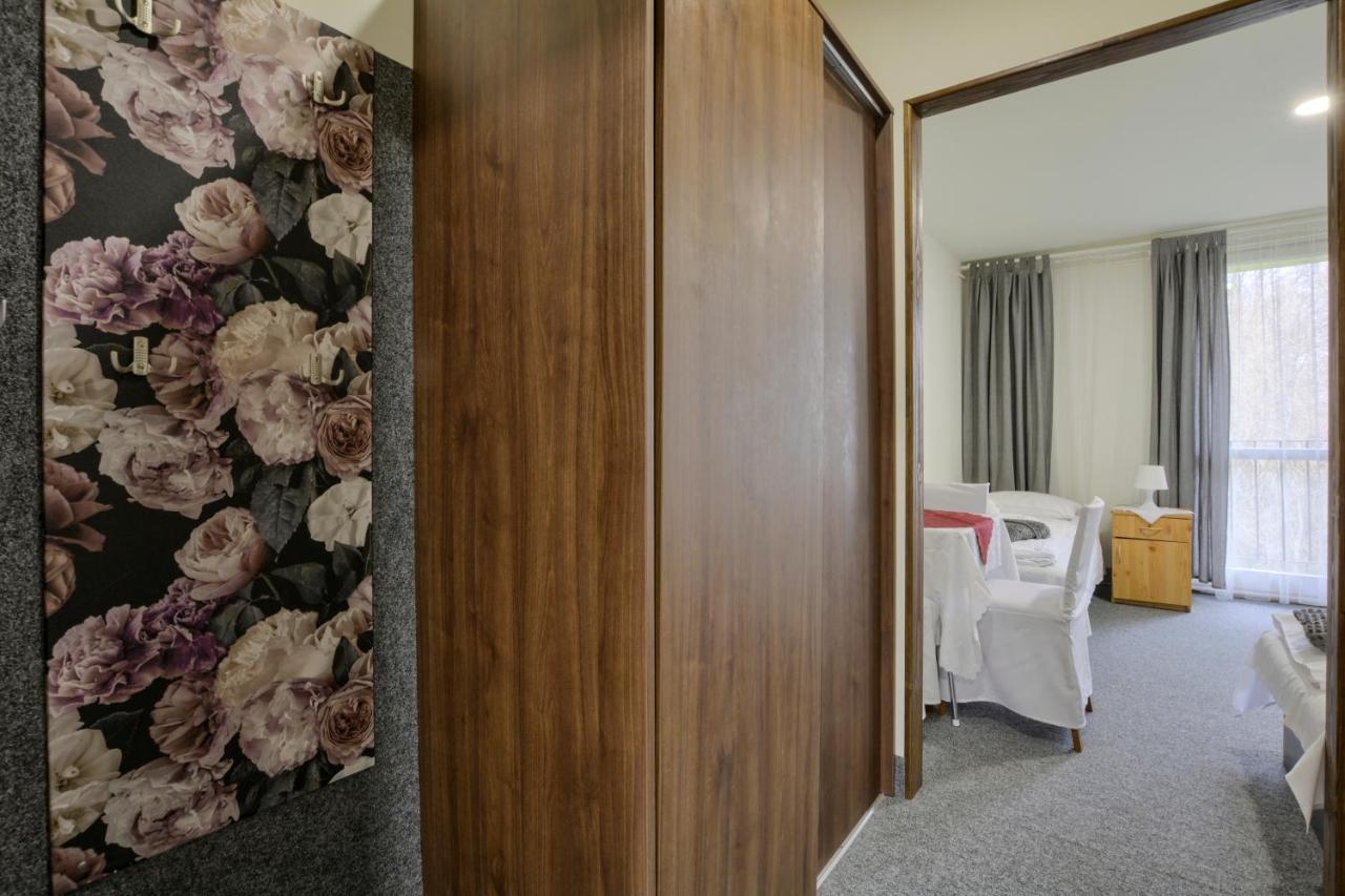 Zielony Las Hotel Radkow Eksteriør billede